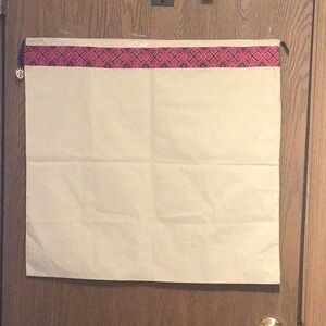 NWOT Tory Burch Cream Cotton Drawstring Dust Bag Shoe Purse Storage 21” x 22”